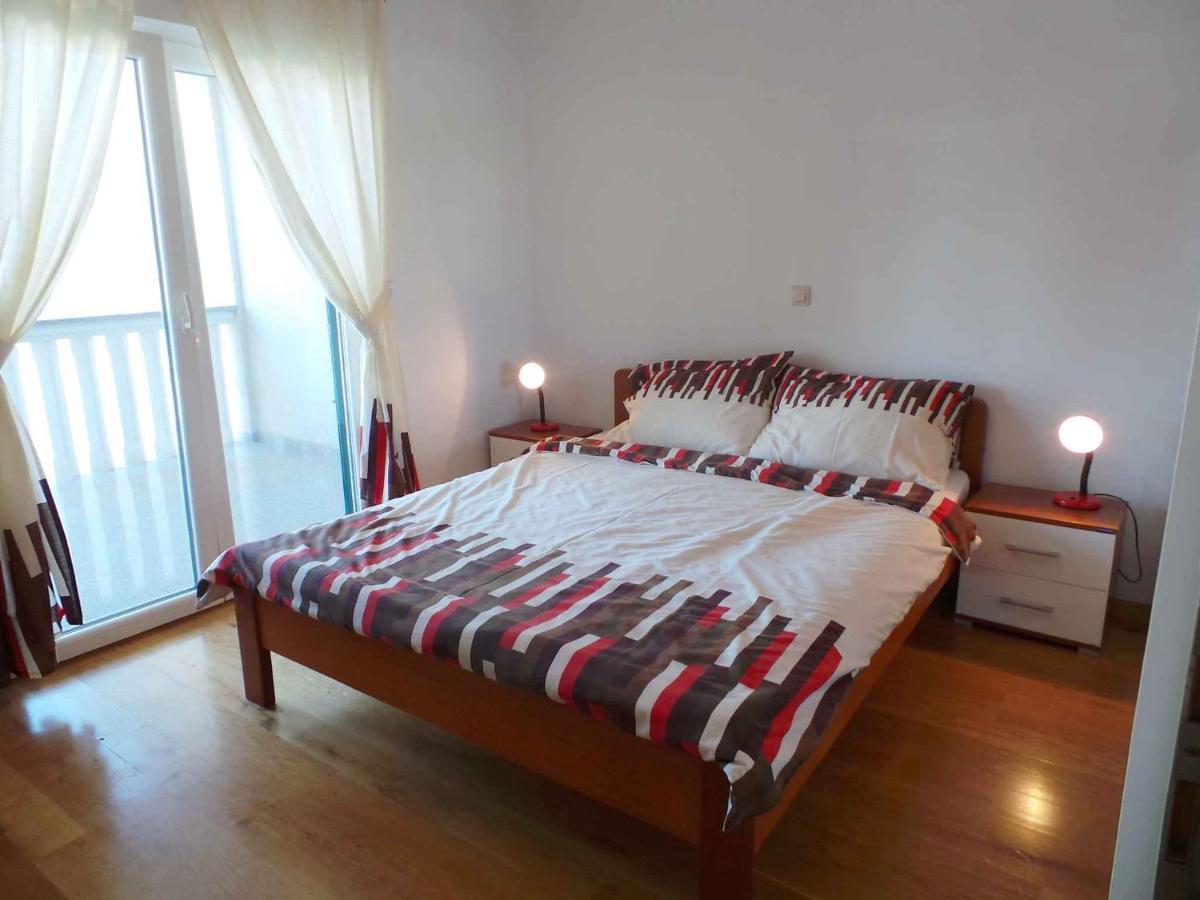 Holiday Home In Malinska/Insel Krk 13031 Extérieur photo