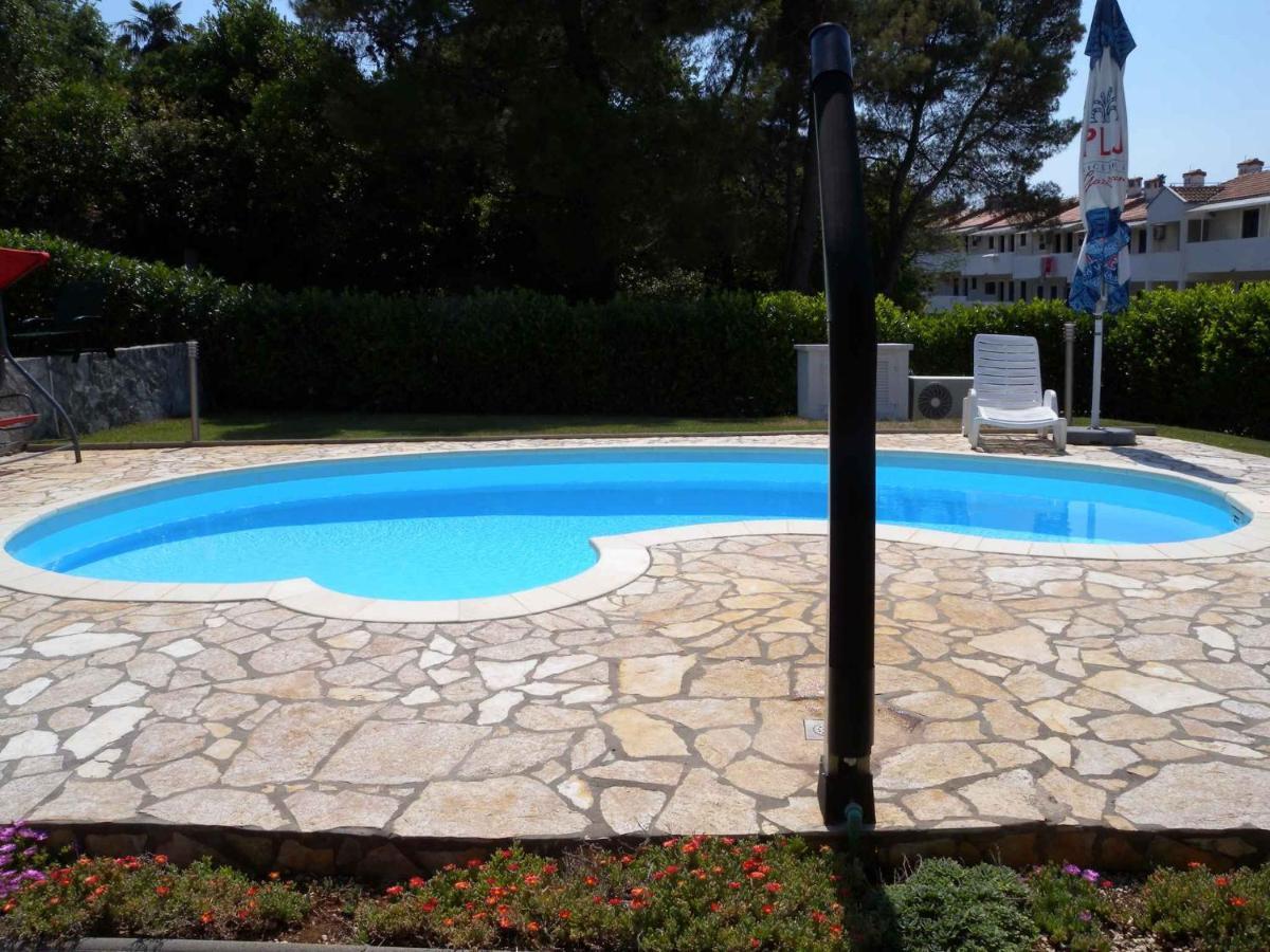 Holiday Home In Malinska/Insel Krk 13031 Extérieur photo