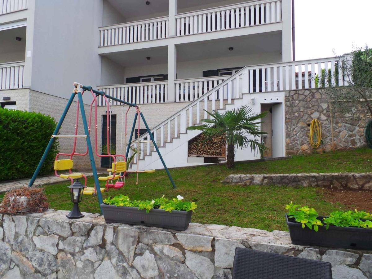 Holiday Home In Malinska/Insel Krk 13031 Extérieur photo